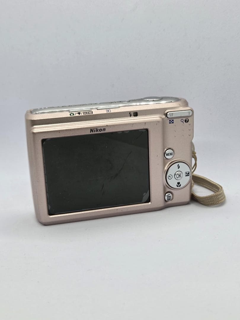 Nikon COOLPIX 8.0メガピクセル ピンク
