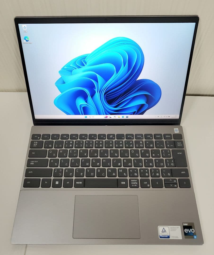 Windowsノート本体 Vostro5320 Corei5-1240P 8GB 256GB