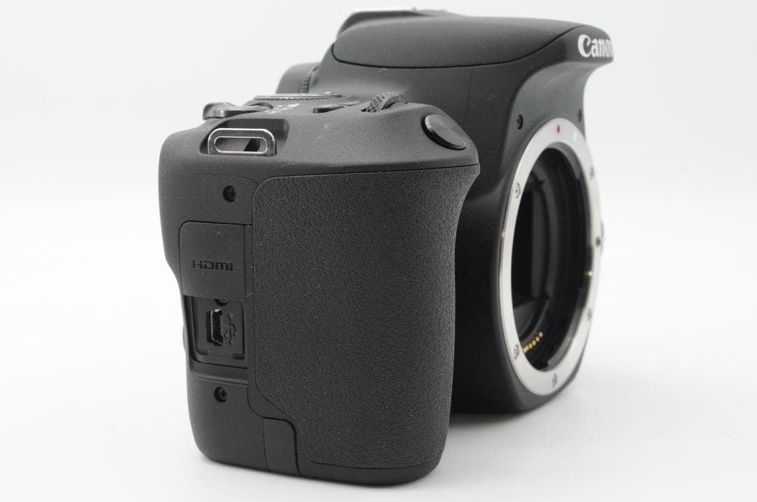 ◆ほぼ新品⑧◆新生活応援◆ Canon EOS Kiss x9 ダブルレンズ