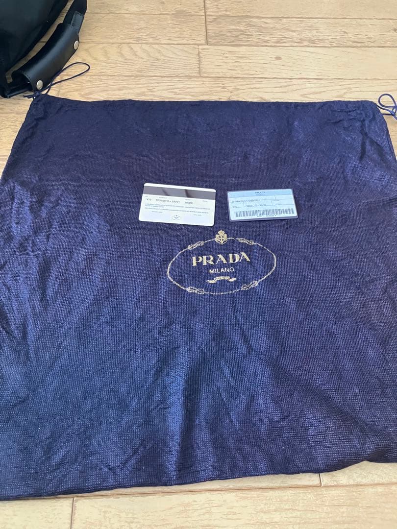 難あり　美品　PRADA ブラック ボストンバッグ　V70