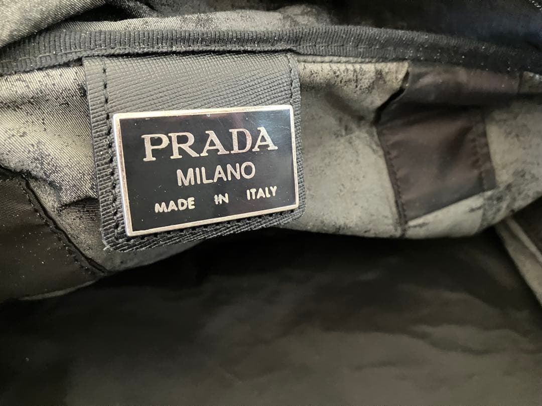 難あり　美品　PRADA ブラック ボストンバッグ　V70