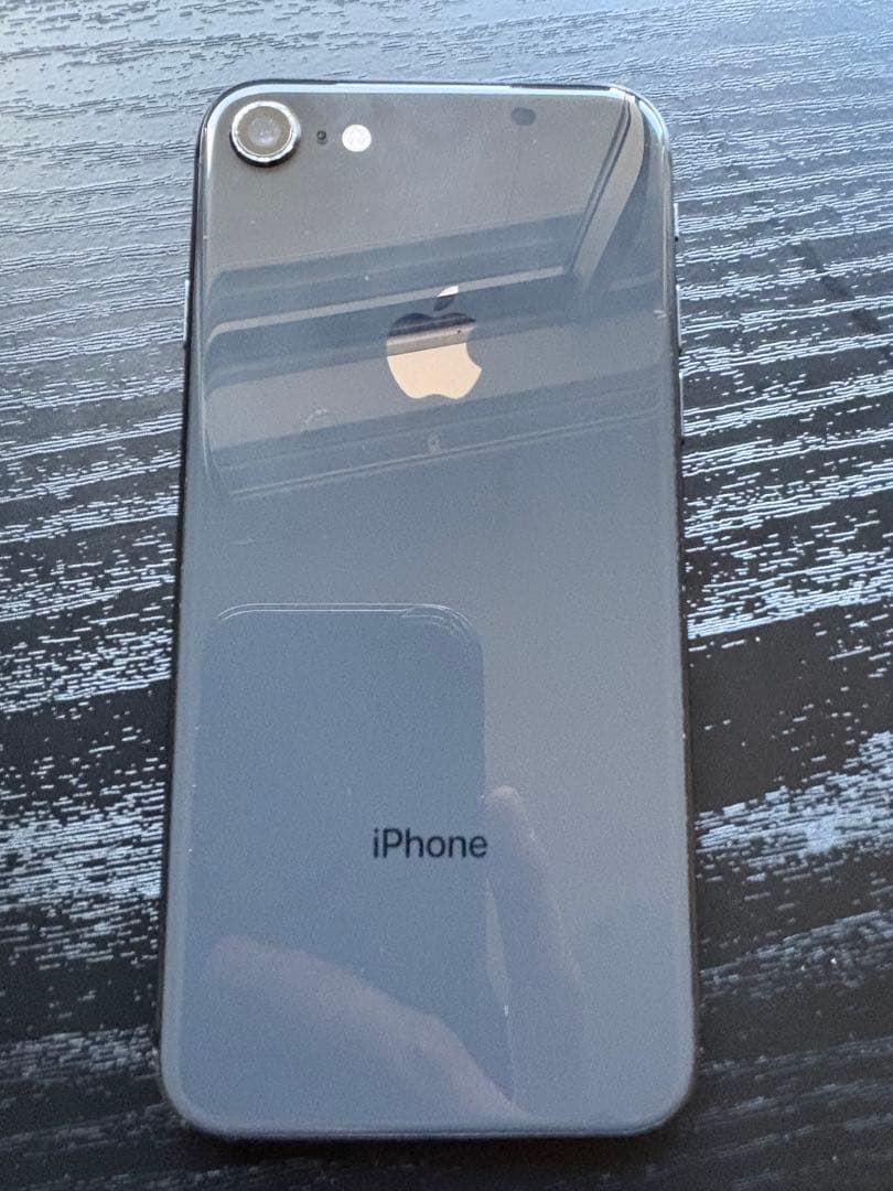 iPhone 8 64GB スペースグレー SIMフリー / バッテリー80%