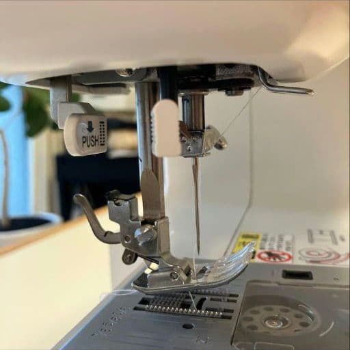 『SINGER 』シンガー　コンピューターミシン SS222DX