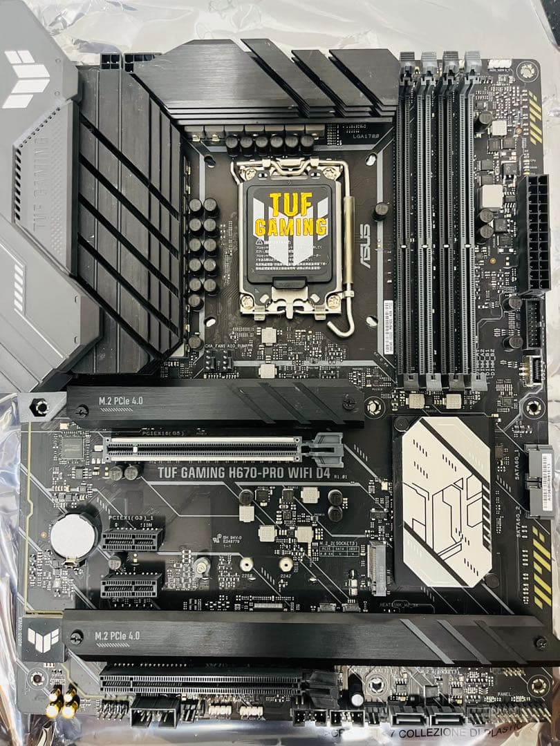 マザーボード ASUS TUF GAMING H670-PRO WIFI D4