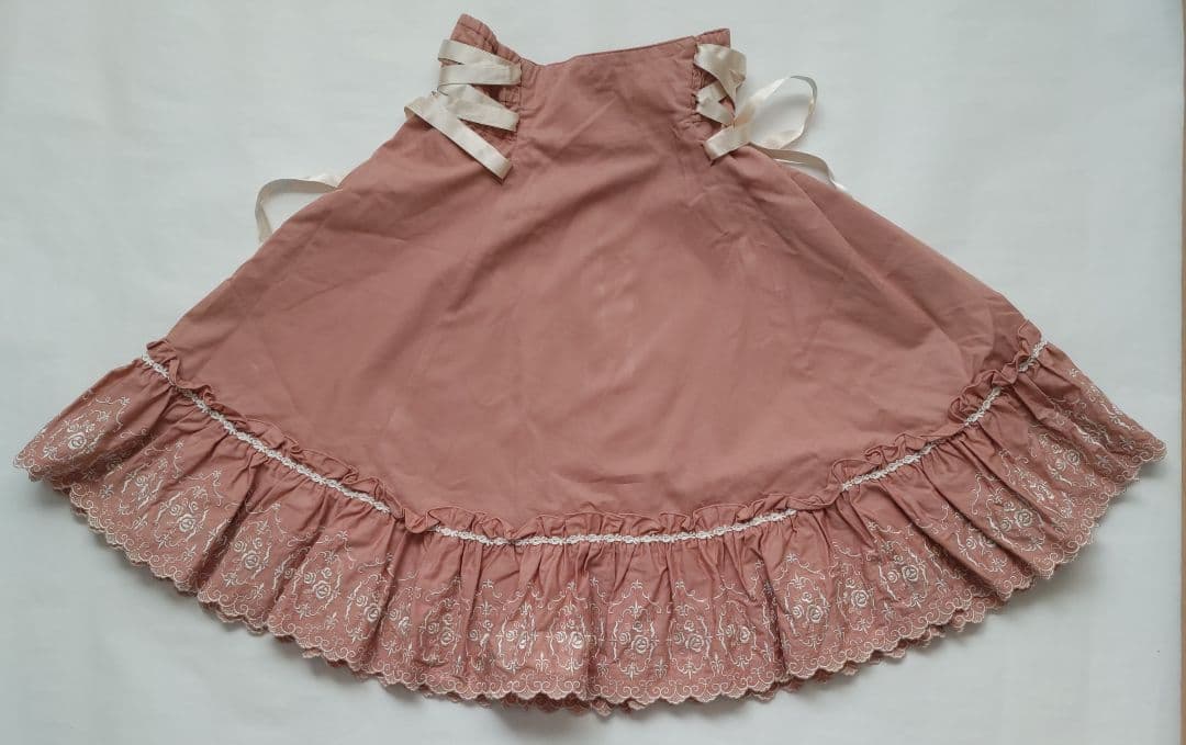 ジ*ー様 イノセントワールド　サイドビスチェスカート