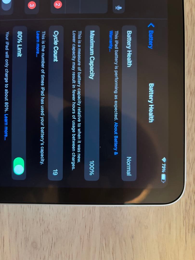 Apple iPad Air M2 11インチ スターライト