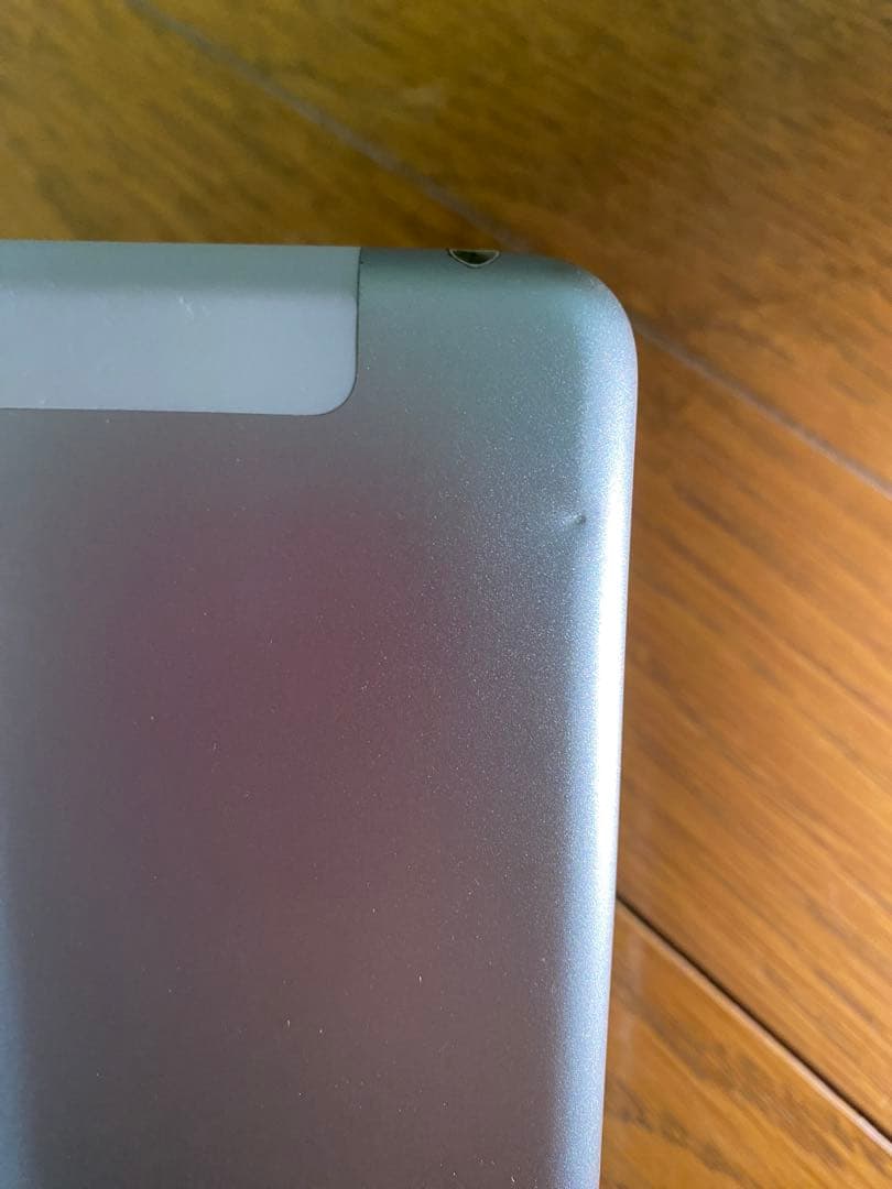 【値下げ】iPad 第6世代　WiFi+Cellular 32GB 本体のみ