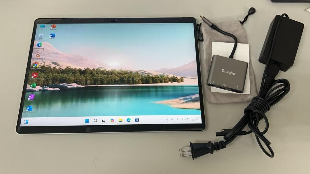 美品SurfacePro8 Core i5-1145G7 SSD 512GB