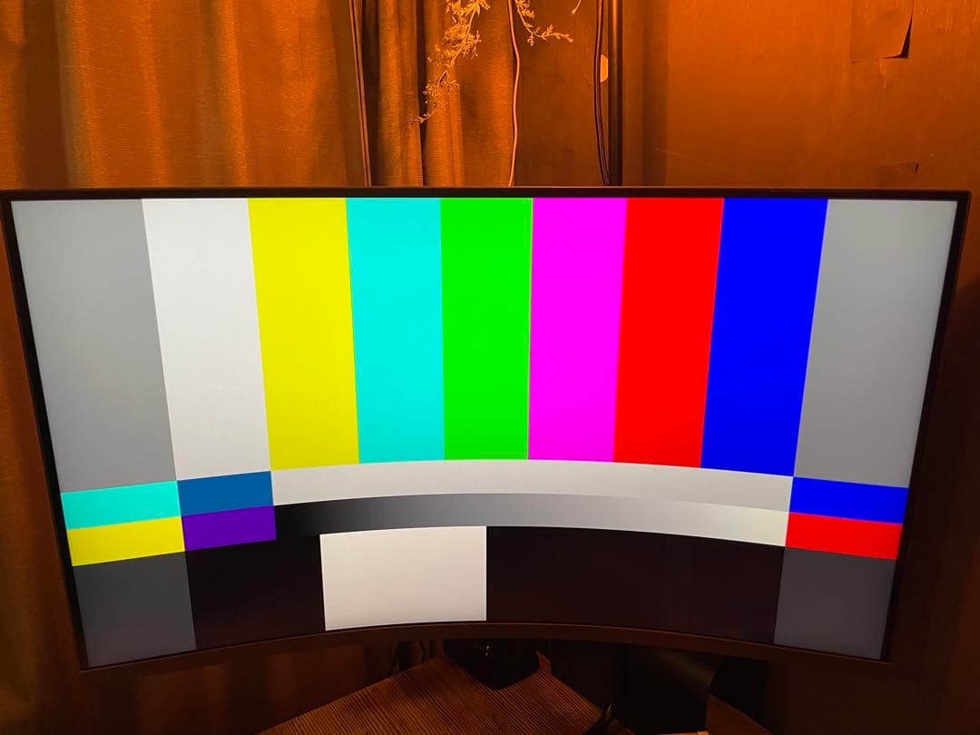 【中古品】LG 31.5インチモニター UltraGear 32GS60QC-B