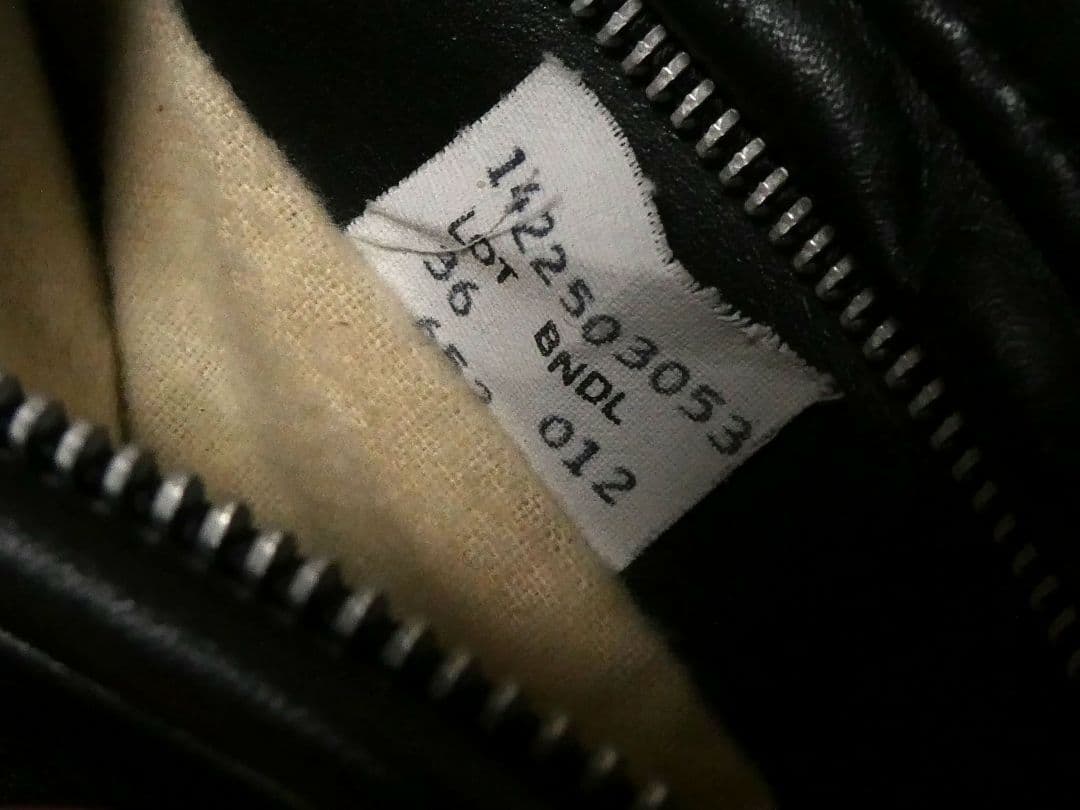 廃盤！ライナー付き完品！激レア品番652！ショット襟付シングルライダース36