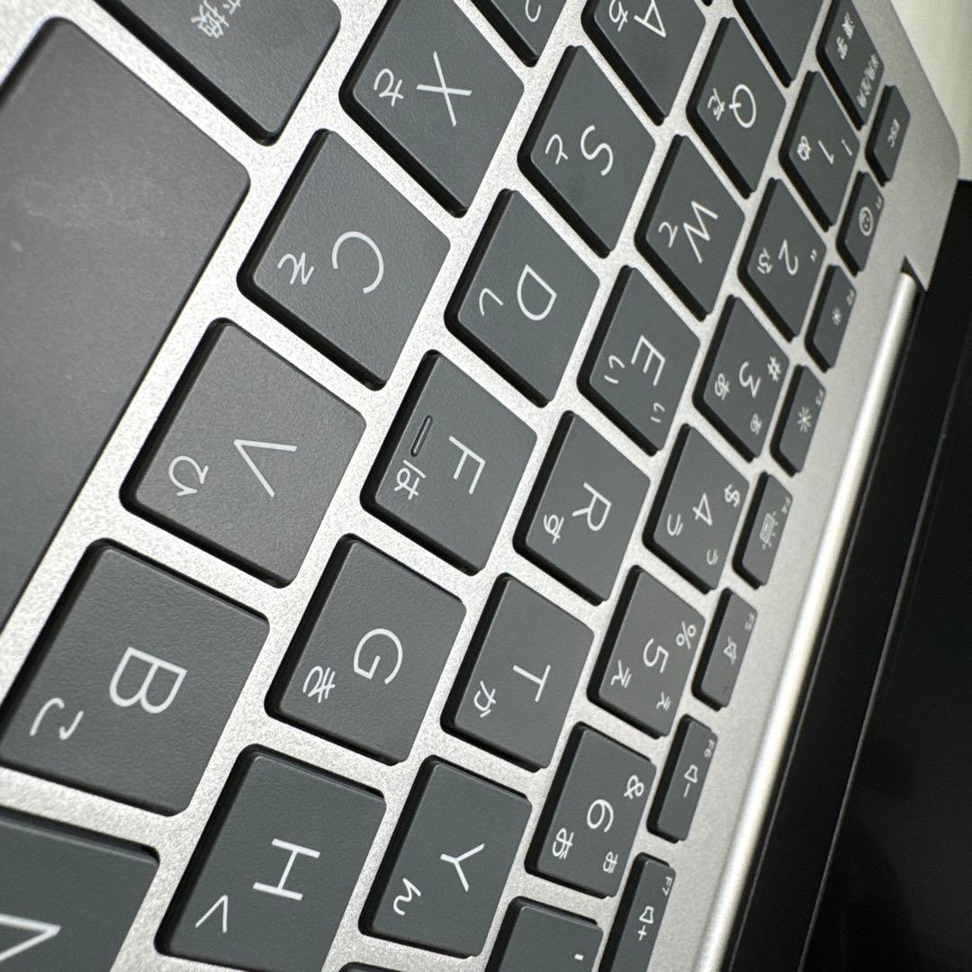 （美品）hp pavilion aero 13 bg 8640U シルバー