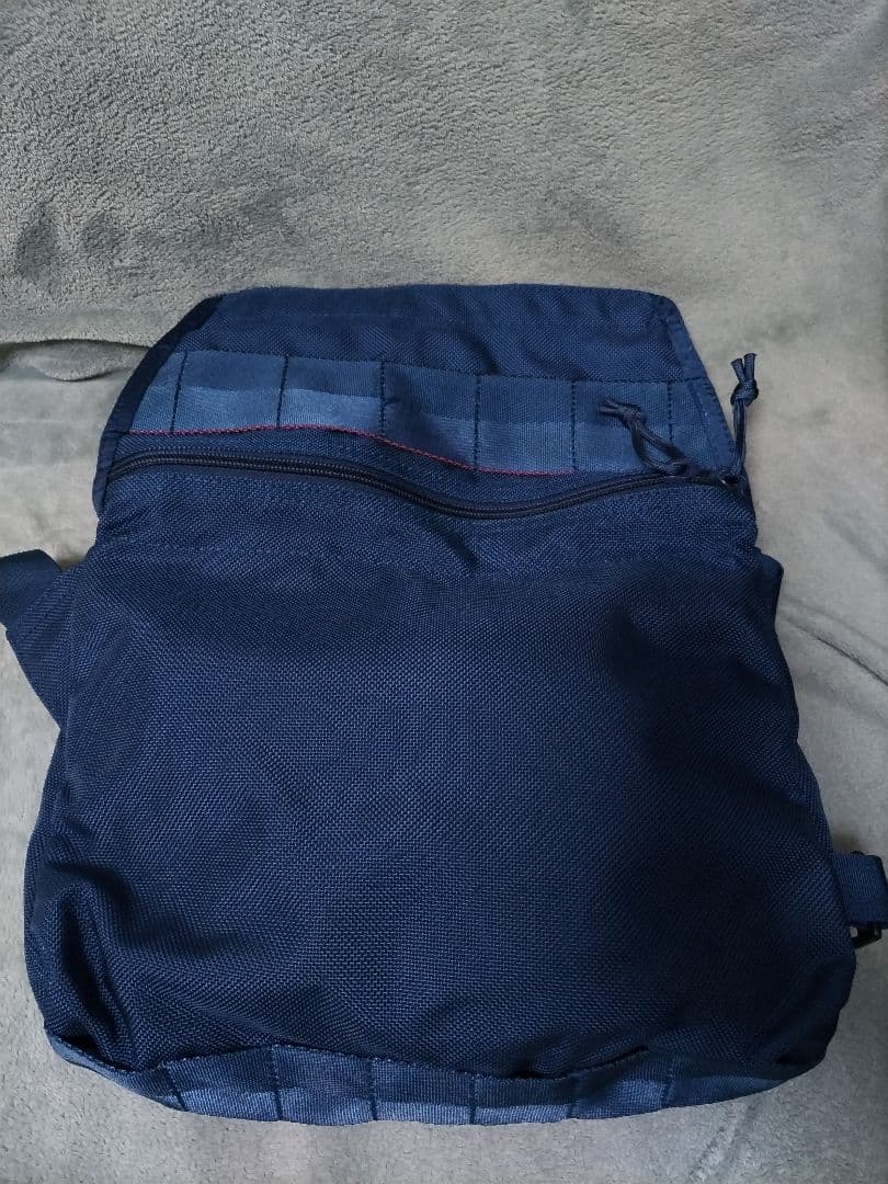 美品　ブリーフィング　ビームスプラス別注　メッセンジャーバック　ネイビー