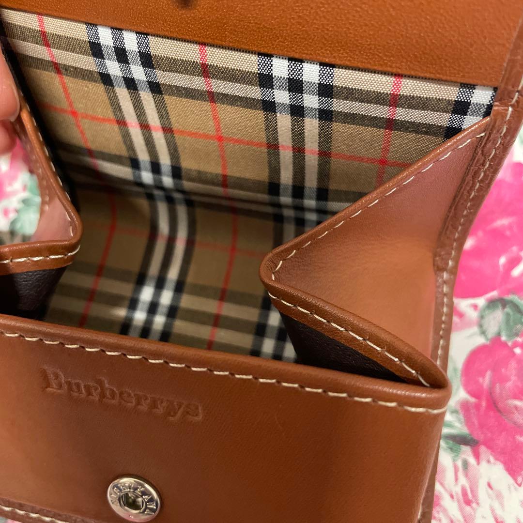 Burberrys バーバリー　ケース