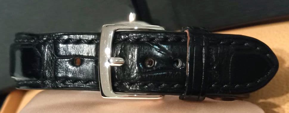 【美品】BVLGARI 18Kホワイトゴールド　黒本革ベルト腕時計　気品