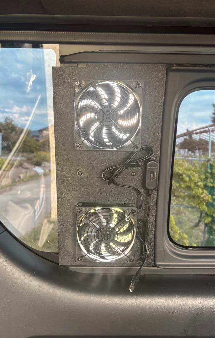 1971.hiroyasu　2連ファン　ハイエース　換気扇