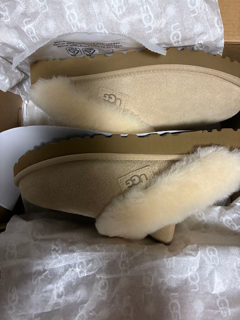 UGGアグ★新品未使用★クラゲットCluggette 25cm 8 色サンド