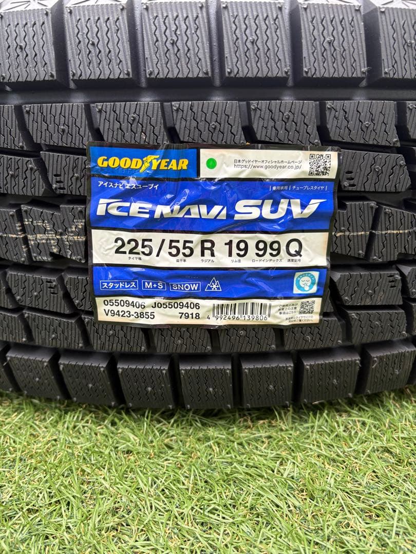 ⭐︎新品‼️⭐︎ハリヤー　19インチ　スタッドレスタイヤ　ホイールセット　グッドイヤー