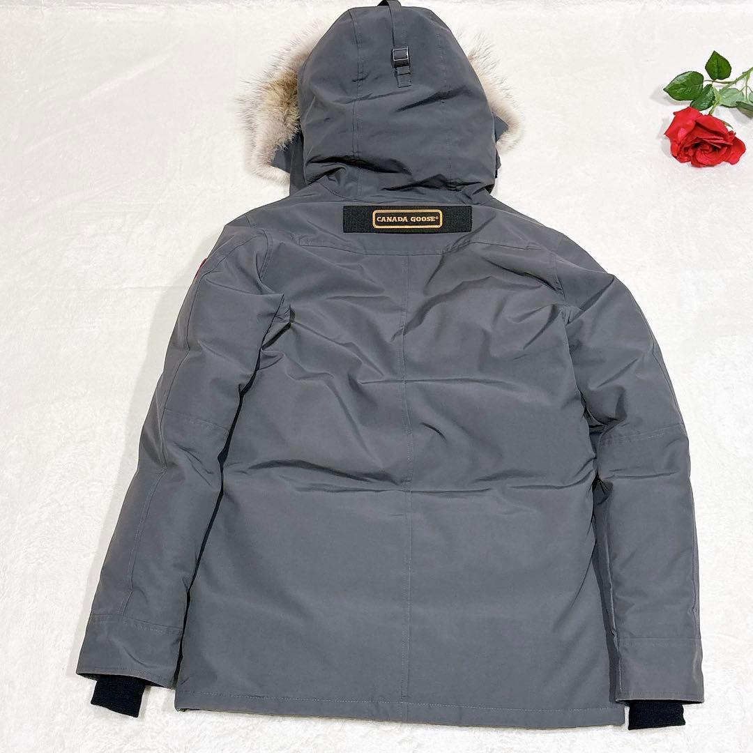 新品同様✨　カナダグース　ダウンジャケット　ファー　グレー　L メンズ