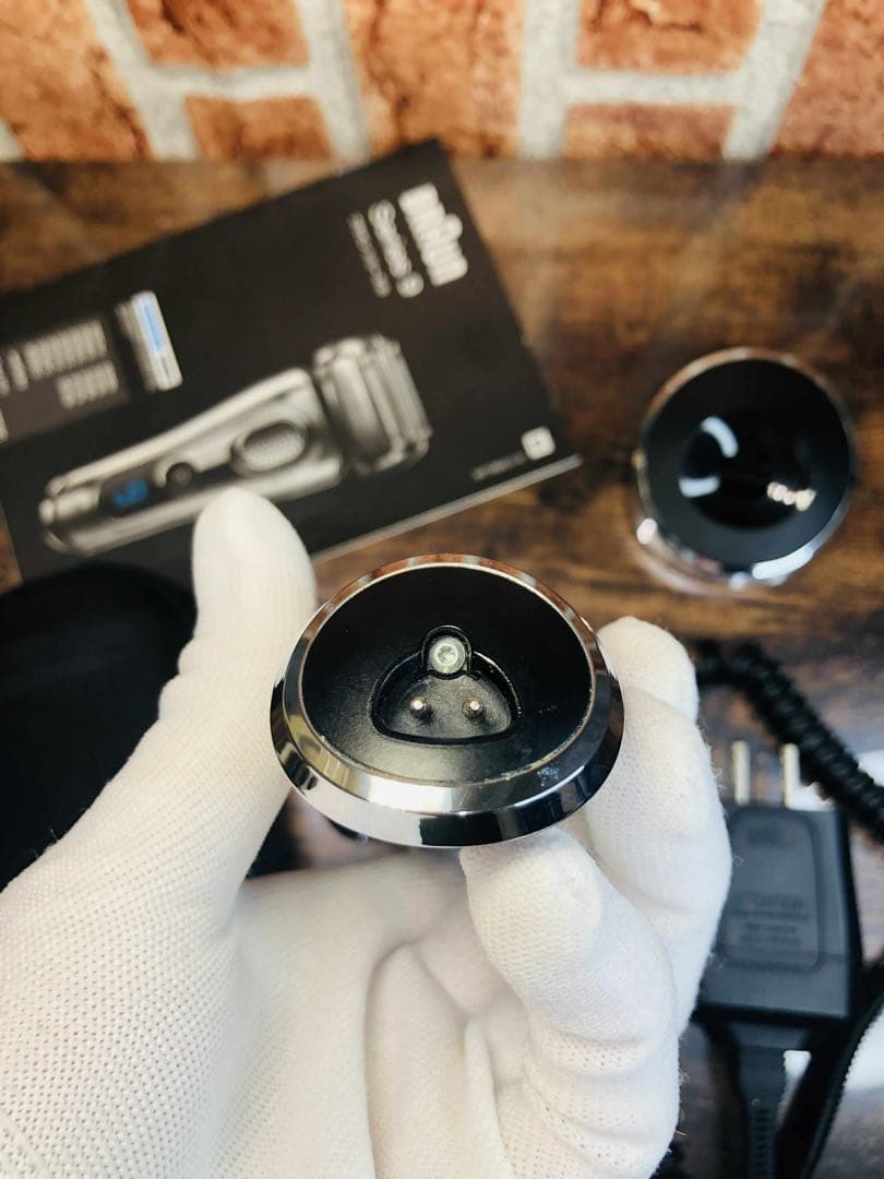 【美品】BraunSeries9 9260sメンズ電気シェーバー ブラウン