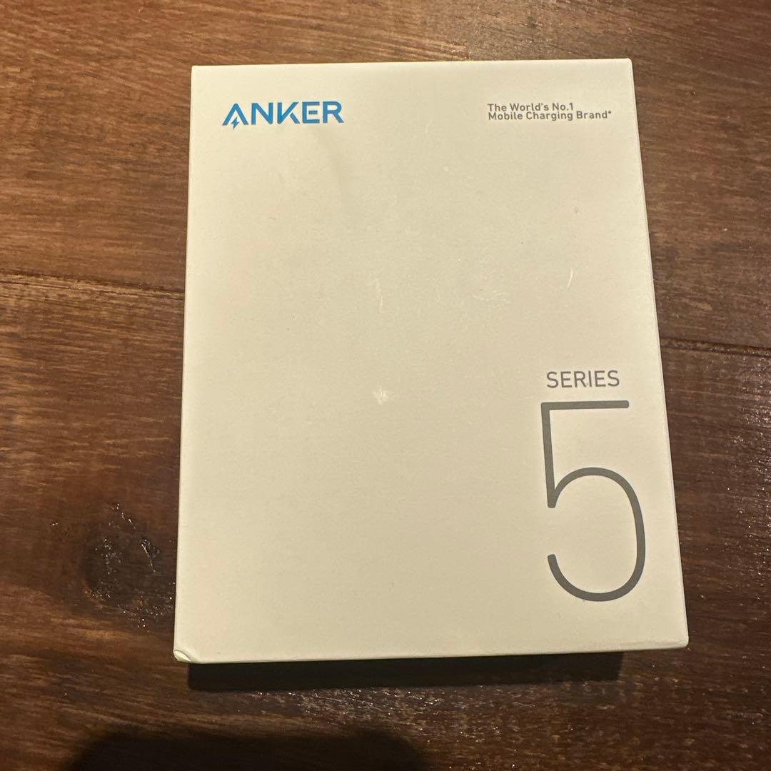 Ankerワイヤレスヘッドホン ＋モバイルバッテリー　新品未開封