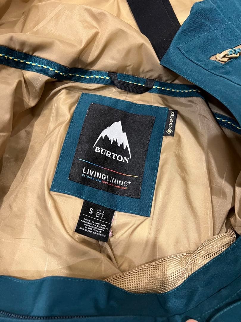 [ak] スノーボードウェア ＋バートン　ゴアテックス　ビブパンツ　上下セット