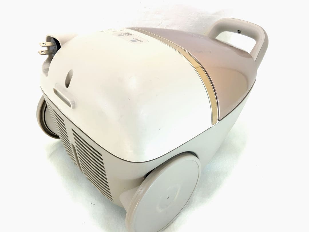 HITACHI 紙パック式クリーナー　CVーPVK91