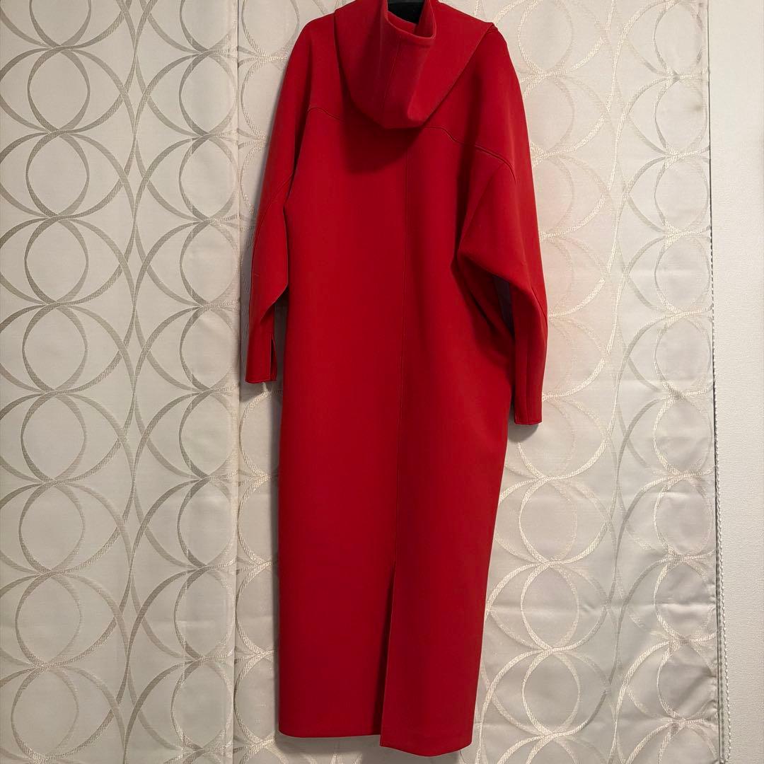 フード付きレッドロング ワンピース