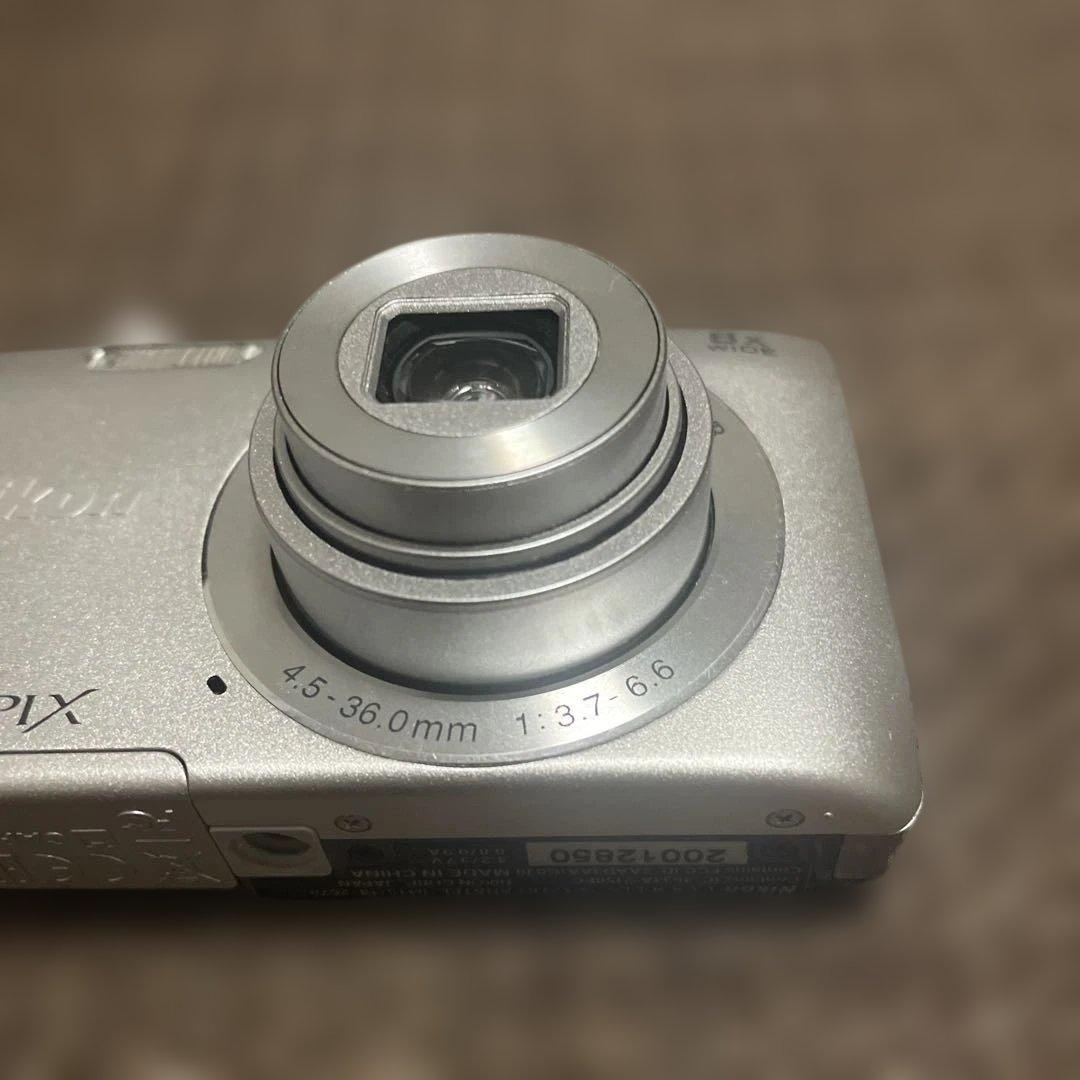 Nikon デジカメ　クールピクス　S3700 シルバー　中古簡易動作