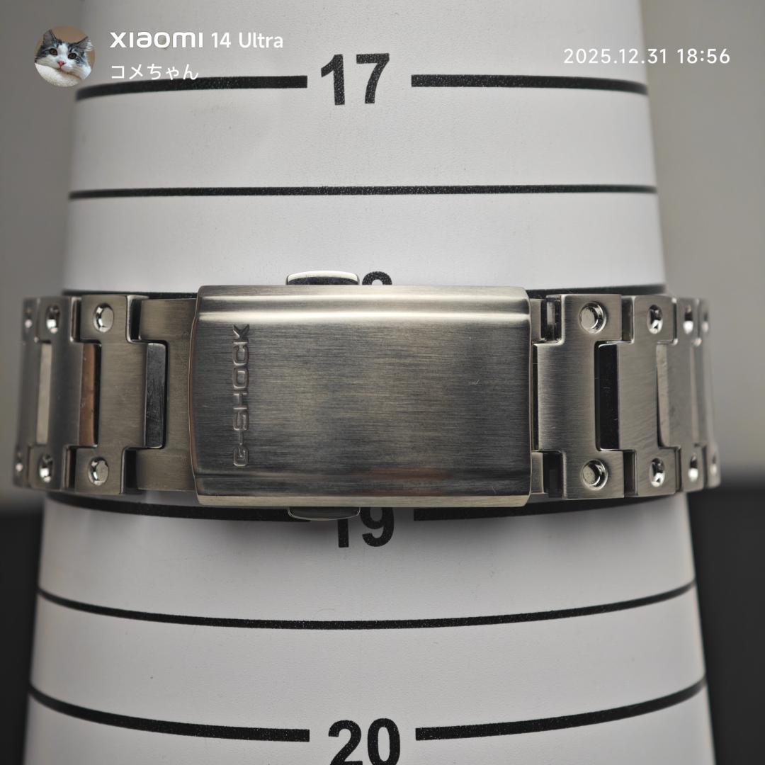 【美品】カシオ G-SHOCK　GM-B2100D-1AJF