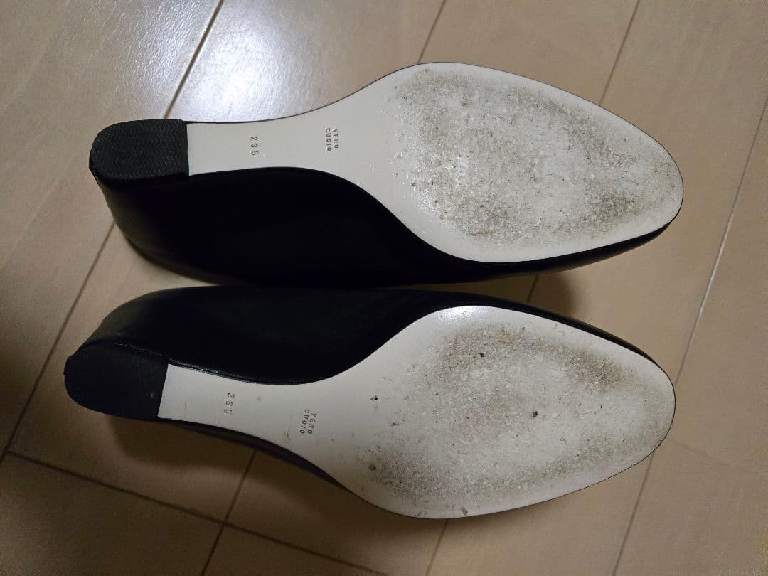 BEAUTIFUL SHOES ミュ一ル　23.5センチ