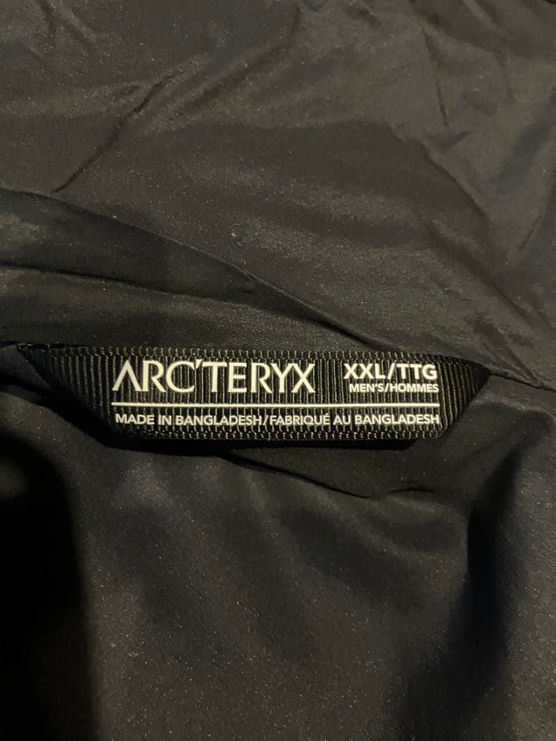 美品！タグ付き　ARC'TERYXAtomHoody XXL ブルゾン