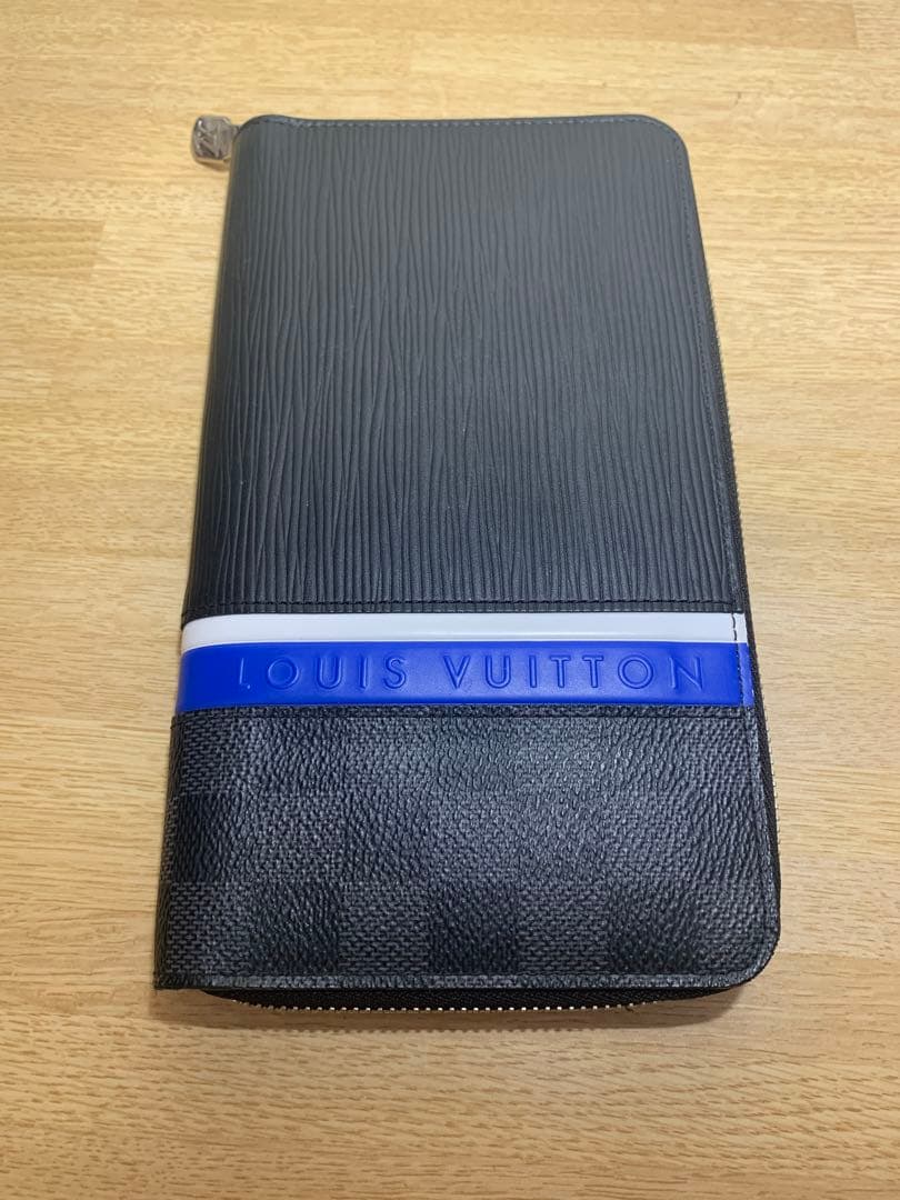 LOUIS VUITTON ジッピー・オーガナイザー NM