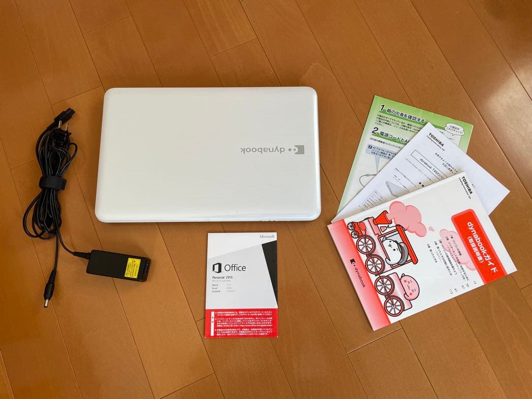 東芝 Dynabook T452/33HWY office 2013付