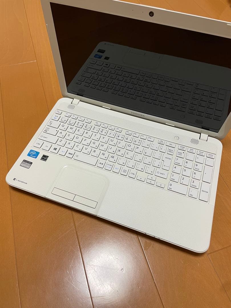東芝 Dynabook T452/33HWY office 2013付