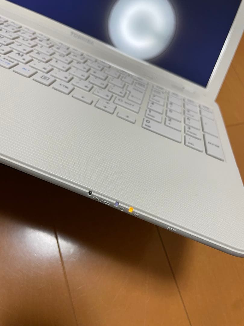 東芝 Dynabook T452/33HWY office 2013付