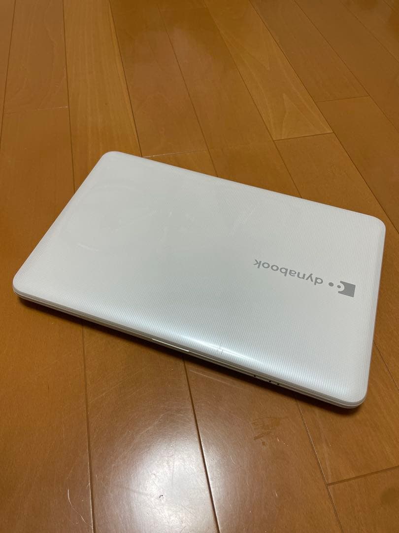 東芝 Dynabook T452/33HWY office 2013付