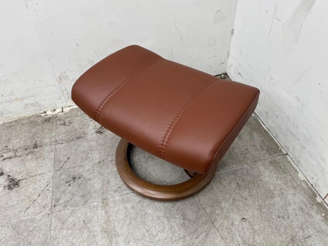 m*a様 R6015☆使用僅か極美品☆エコーネス☆ストレスレスチェア＆オットマン