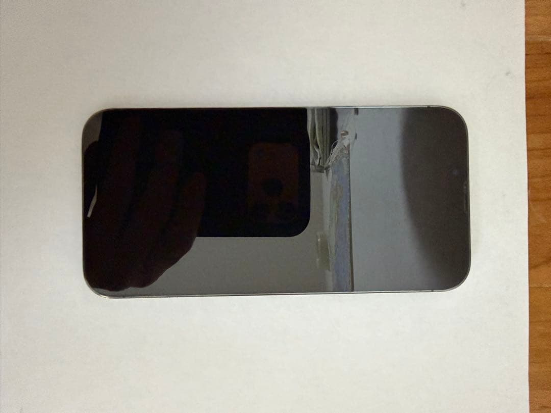 ihakenApple iPhone 13 Pro バッテリー100%