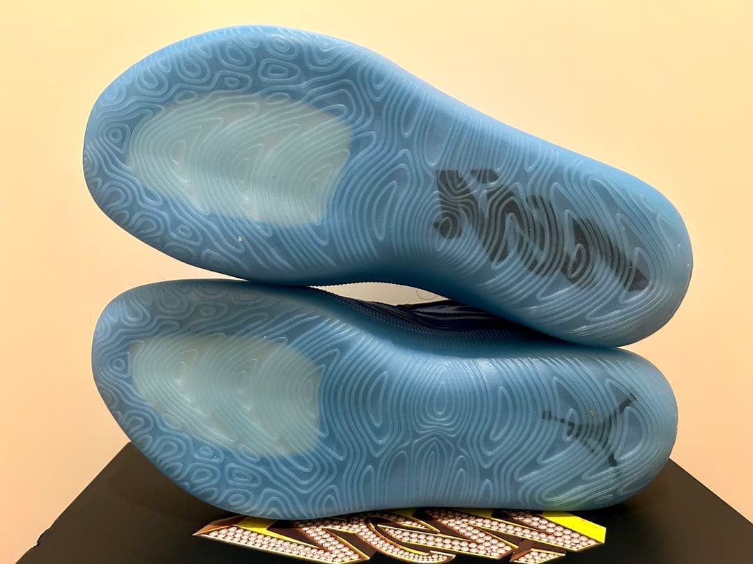 【新品送料込】JORDAN ZION 4 PF \"Iridescence\"