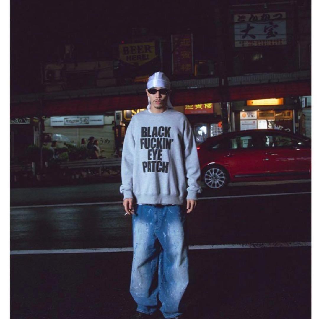 BLACK FUCKIN' EYE PATCH スウェット グレー