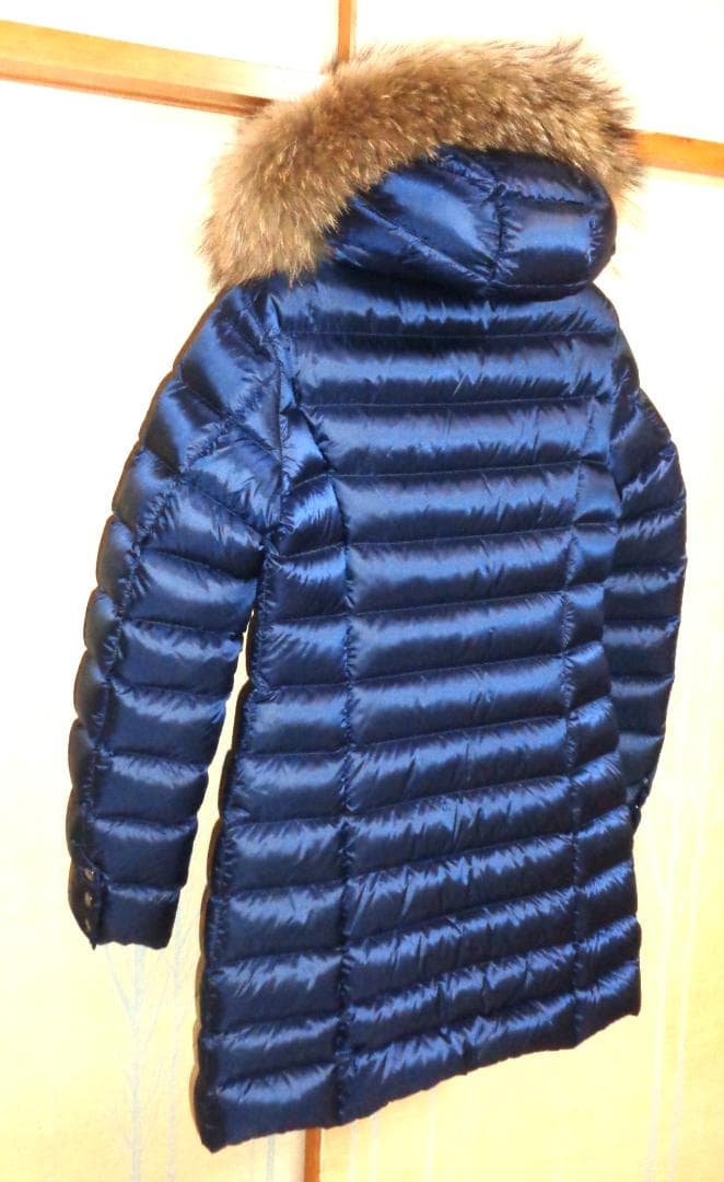 美品 CAPEHORN ケープホーン ロングダウンコート ラクーンファー 42紺