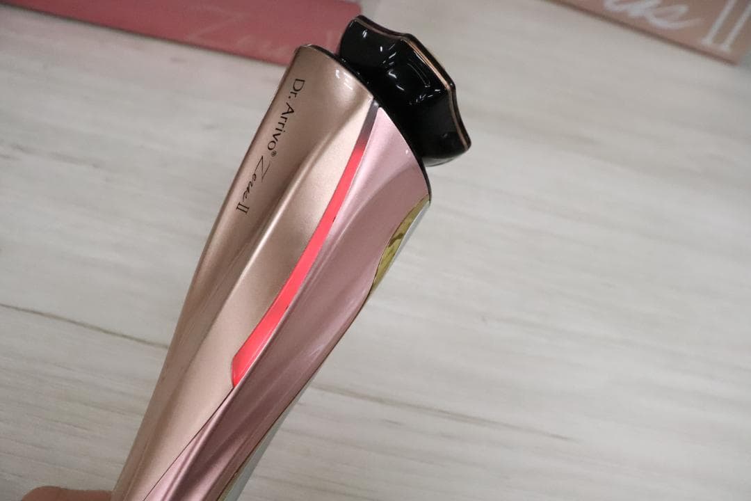 ■Dr.Arrivo Zeus II アテナローズ 美顔器 EMS