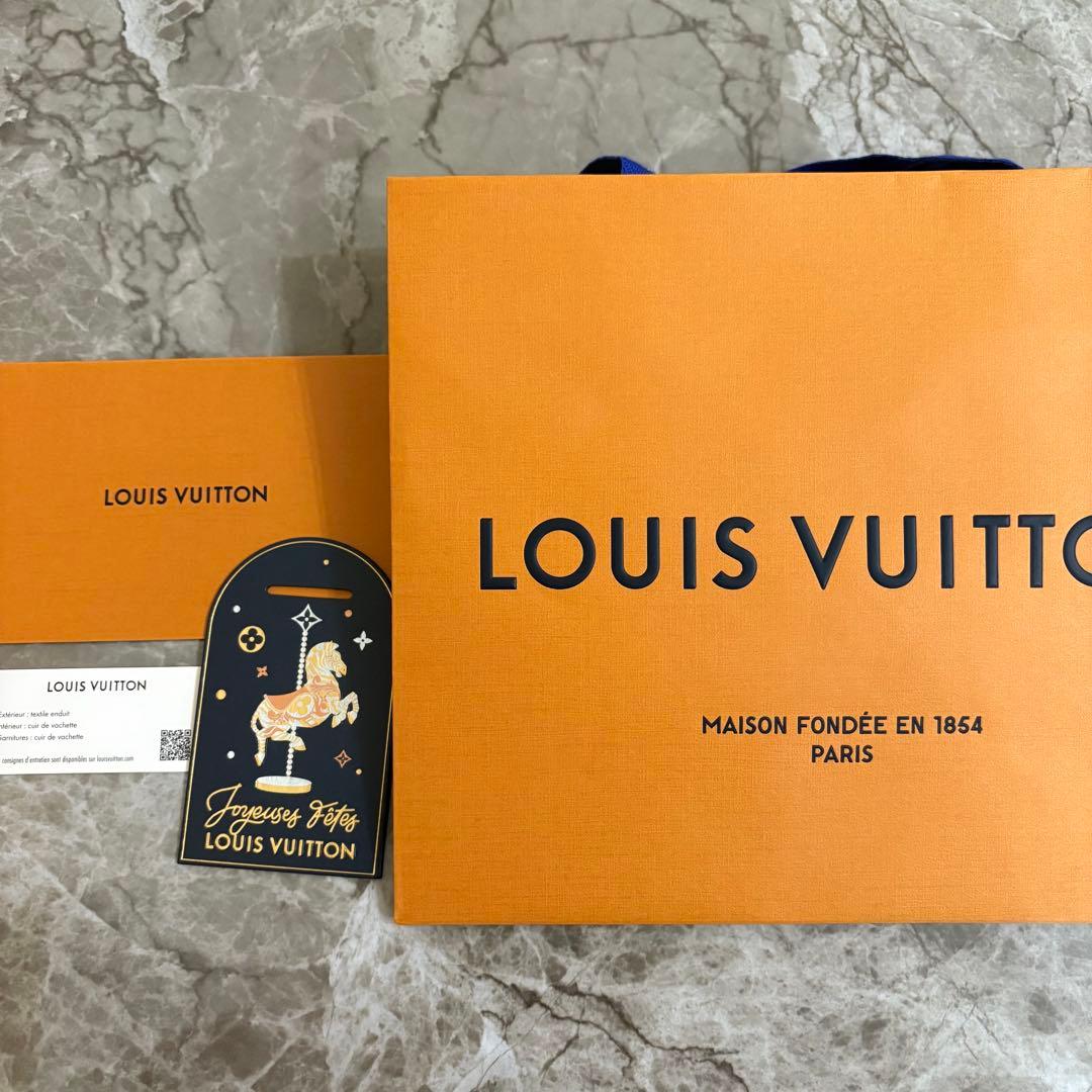 G*E様 ルイ・ヴィトン 長財布 ヴェルティカル モノグラム シャドウ