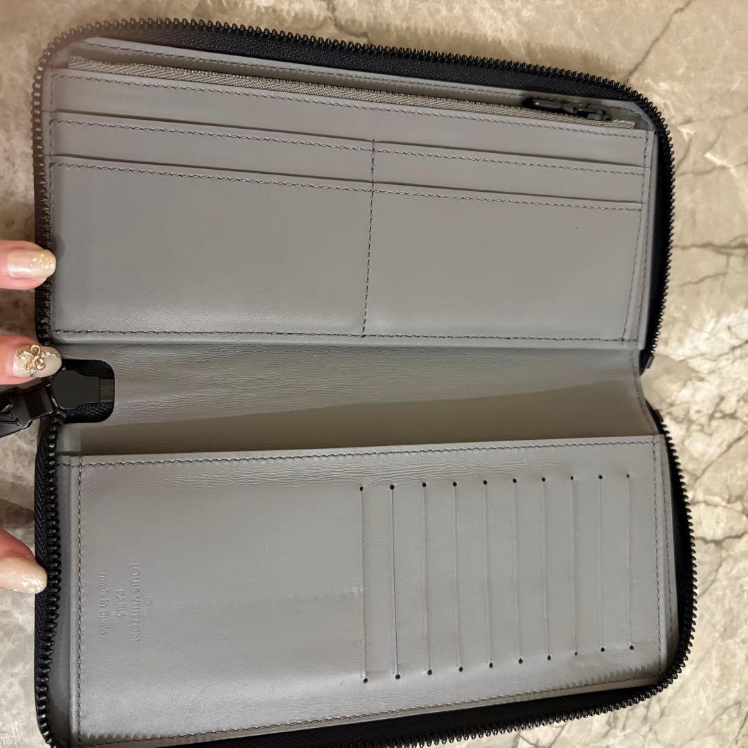 G*E様 ルイ・ヴィトン 長財布 ヴェルティカル モノグラム シャドウ