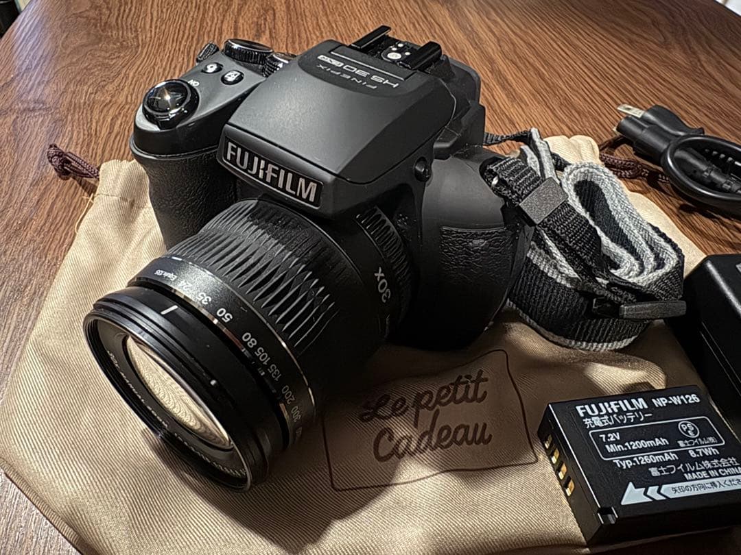 FUJIFILM｜FinePix HS30EXR｜ブラック｜動作確認済み