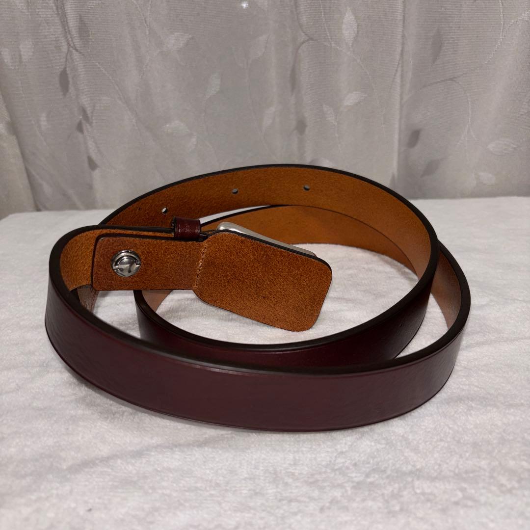 新品未使用　ダンヒルベルト　赤茶色系お写真にてご確認を、バックルに裏に革付き