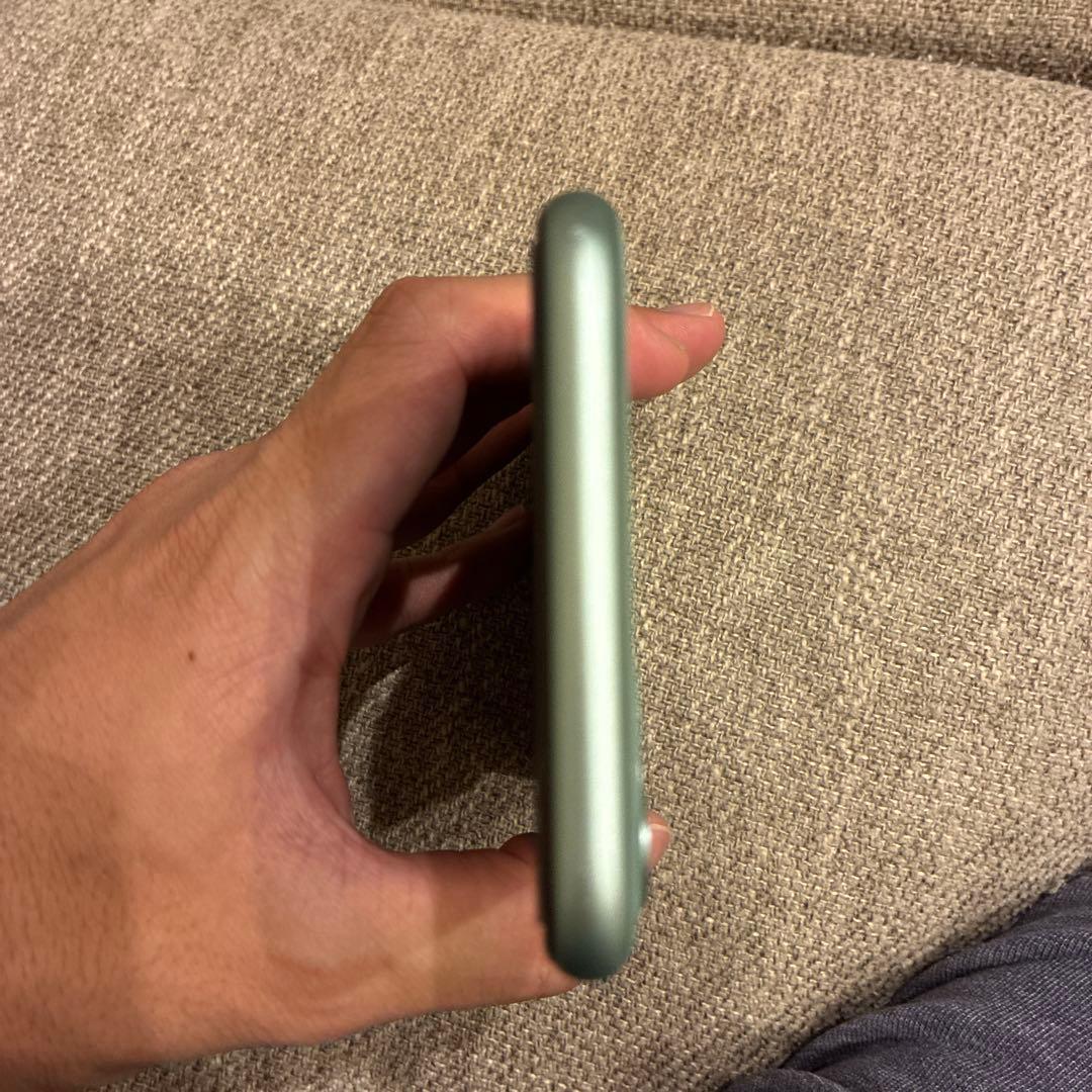 Apple iPhone 11 本体 64GB グリーン ジャンク品