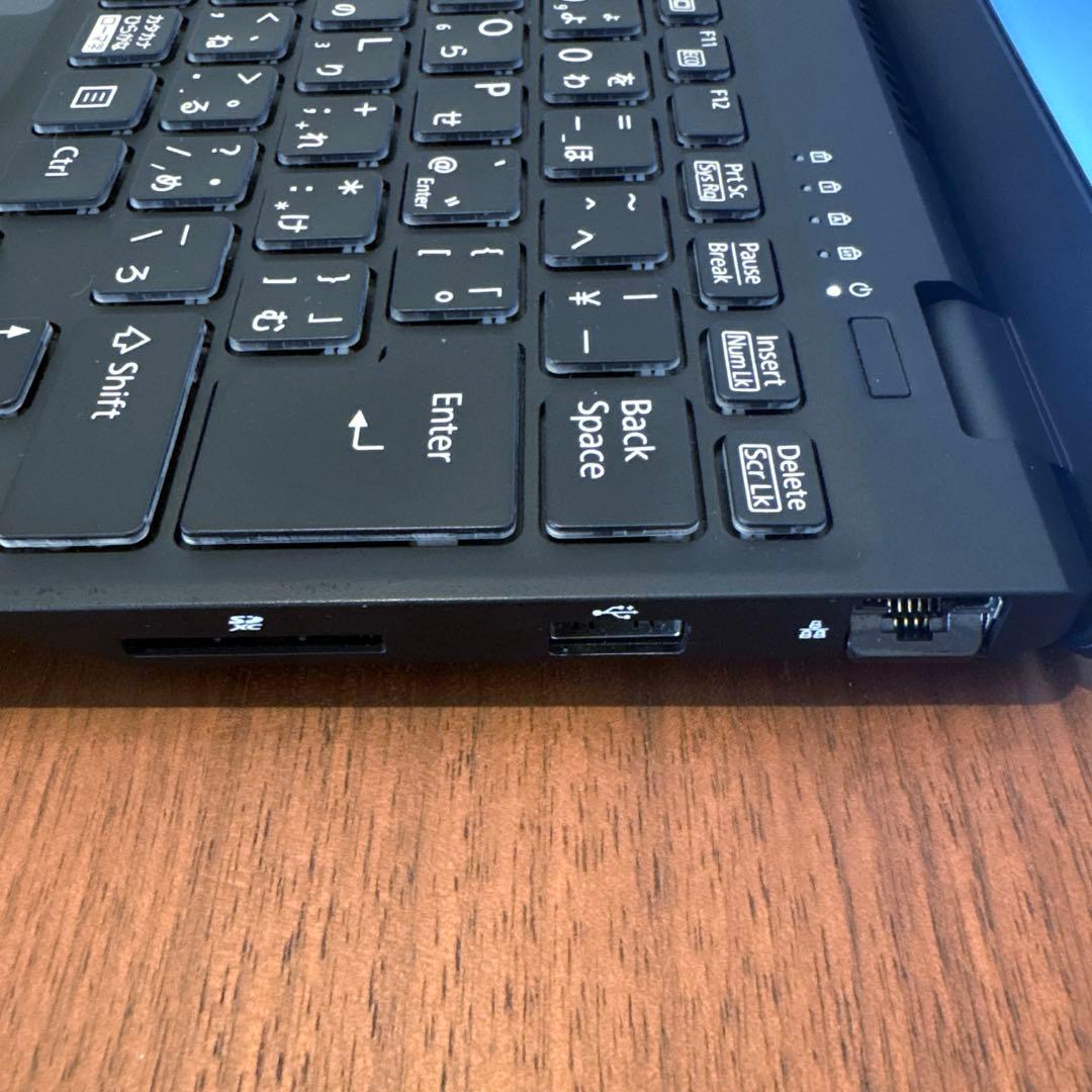 富士通 FMV LIFEBOOK UH-X/G2 FMVUXG2B おまけ付き