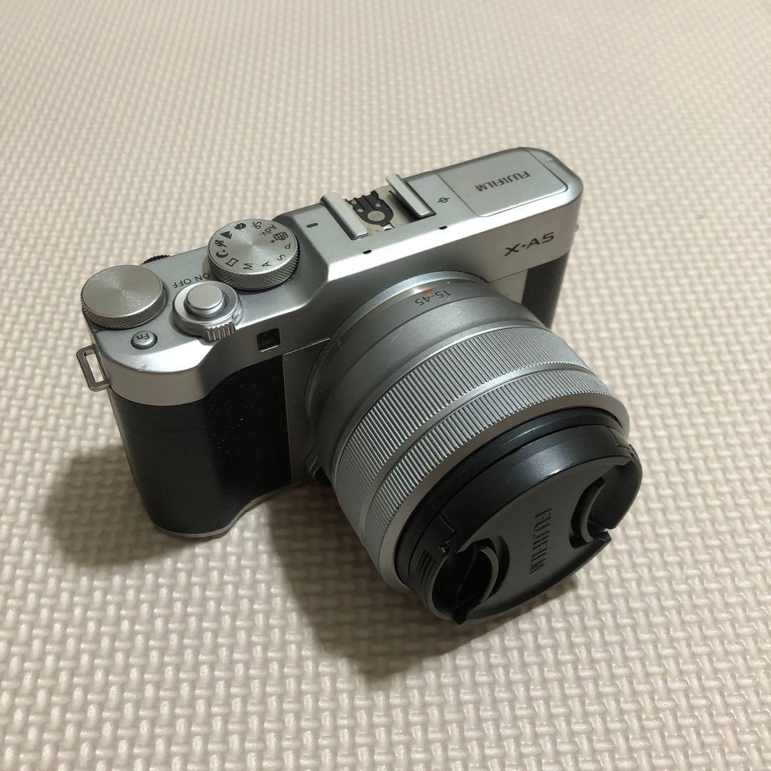 Fujifilm X-A5 ミラーレス一眼 シルバー