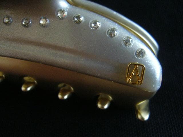 ☆美品☆アレクサンドルドゥパリ●クリスタル付きクリップ/グレー/Mサイズ